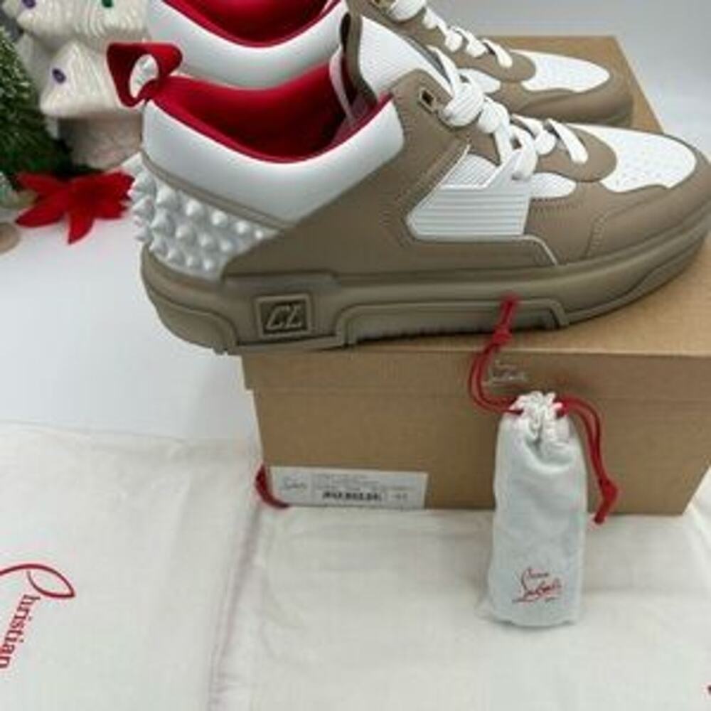 SOLD Christian Louboutin Astroloubi low top sneakers Leather trimmed size 45 - Picture 9 of 12